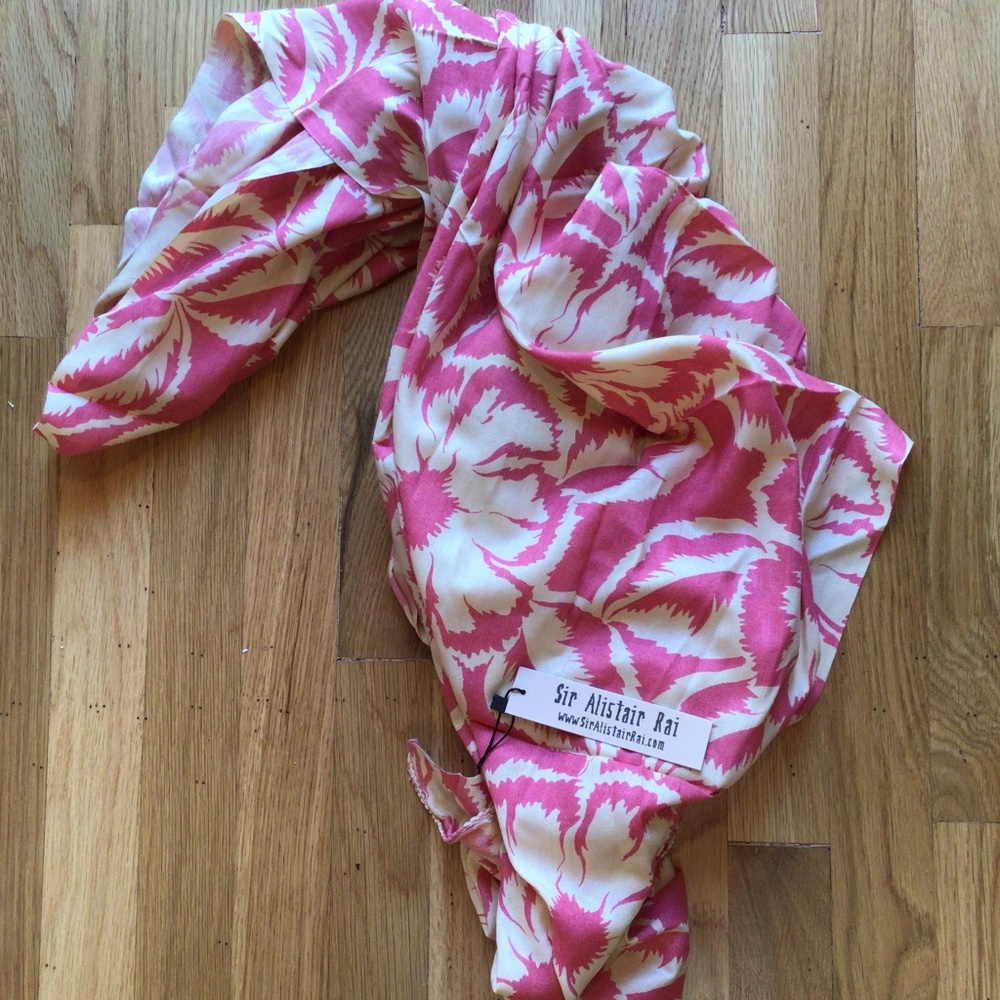 Alistair Rai Shawl/scarf in pink and beige - Picture 2 of 6